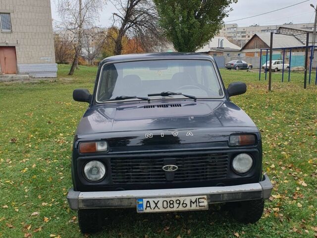 Зеленый ВАЗ 21214, объемом двигателя 1.7 л и пробегом 150 тыс. км за 3650 $, фото 1 на Automoto.ua