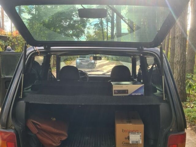 Зелений ВАЗ 21214, об'ємом двигуна 0 л та пробігом 80 тис. км за 4200 $, фото 5 на Automoto.ua