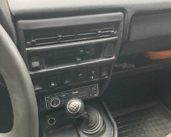 Зеленый ВАЗ 21214, объемом двигателя 1.7 л и пробегом 369 тыс. км за 3500 $, фото 6 на Automoto.ua