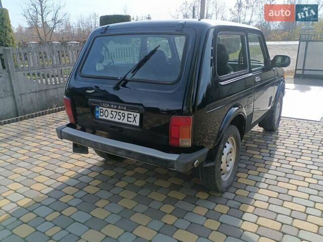 Зелений ВАЗ 21214, об'ємом двигуна 1.69 л та пробігом 260 тис. км за 2950 $, фото 6 на Automoto.ua