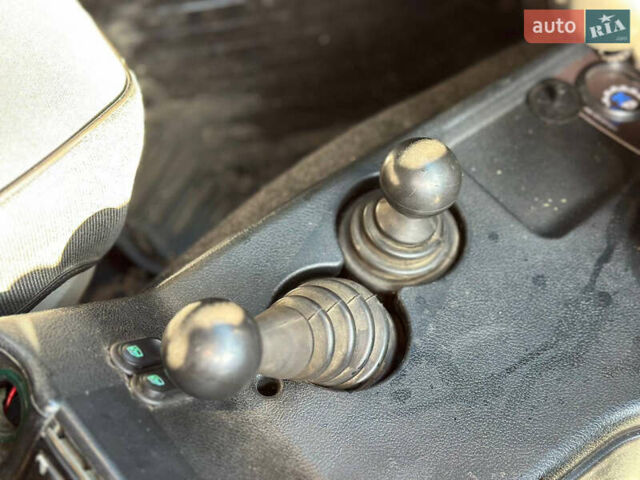 Зеленый ВАЗ 21214, объемом двигателя 1.69 л и пробегом 431 тыс. км за 4299 $, фото 17 на Automoto.ua