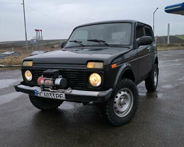 Зеленый ВАЗ 21214, объемом двигателя 1.69 л и пробегом 195 тыс. км за 3800 $, фото 6 на Automoto.ua