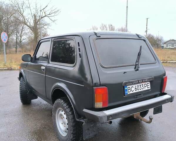 Зеленый ВАЗ 21214, объемом двигателя 1.69 л и пробегом 195 тыс. км за 3800 $, фото 5 на Automoto.ua