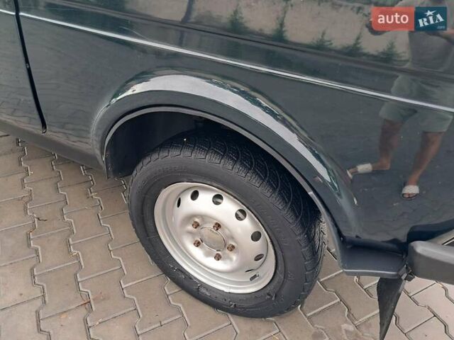 Зелений ВАЗ 21214, об'ємом двигуна 1.7 л та пробігом 167 тис. км за 4250 $, фото 22 на Automoto.ua