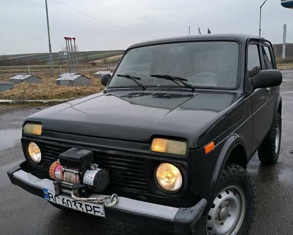 Зеленый ВАЗ 21214, объемом двигателя 1.69 л и пробегом 195 тыс. км за 3800 $, фото 9 на Automoto.ua
