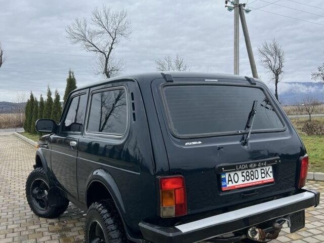 Зелений ВАЗ 21214, об'ємом двигуна 1.7 л та пробігом 75 тис. км за 4500 $, фото 6 на Automoto.ua