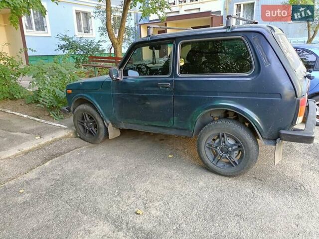 Зелений ВАЗ 21214, об'ємом двигуна 0 л та пробігом 140 тис. км за 6000 $, фото 1 на Automoto.ua