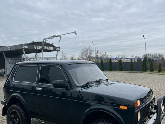 Зелений ВАЗ 21214, об'ємом двигуна 1.7 л та пробігом 75 тис. км за 4500 $, фото 1 на Automoto.ua