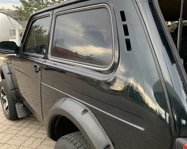 Зелений ВАЗ 21214, об'ємом двигуна 1.69 л та пробігом 122 тис. км за 6700 $, фото 38 на Automoto.ua