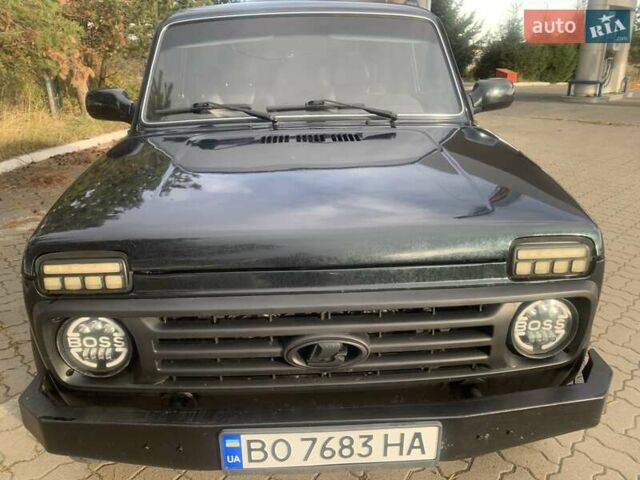 Зелений ВАЗ 21214, об'ємом двигуна 1.69 л та пробігом 122 тис. км за 6700 $, фото 6 на Automoto.ua