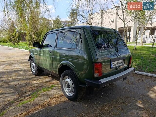 Зелений ВАЗ 21214, об'ємом двигуна 1.7 л та пробігом 32 тис. км за 7900 $, фото 30 на Automoto.ua