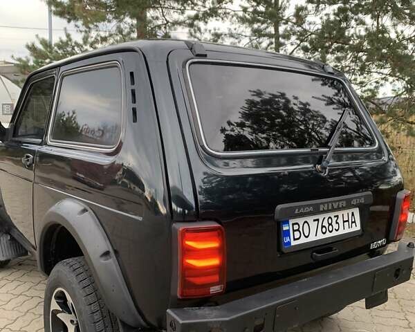 Зелений ВАЗ 21214, об'ємом двигуна 1.69 л та пробігом 122 тис. км за 6700 $, фото 64 на Automoto.ua