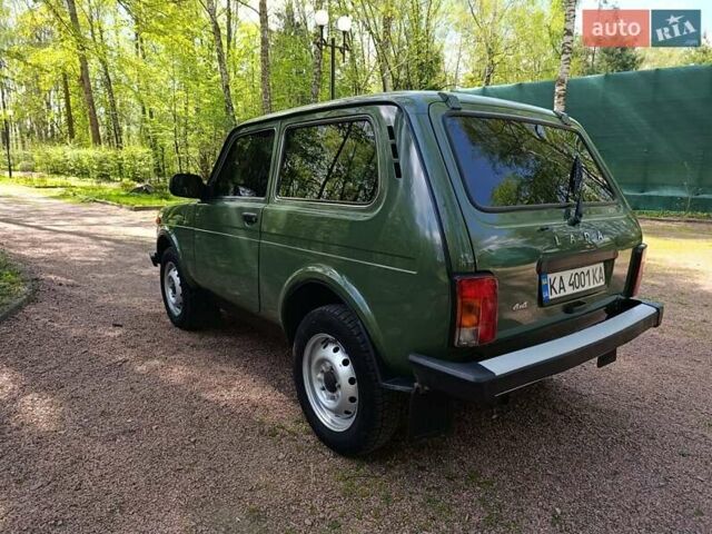 Зелений ВАЗ 21214, об'ємом двигуна 1.7 л та пробігом 32 тис. км за 7900 $, фото 21 на Automoto.ua