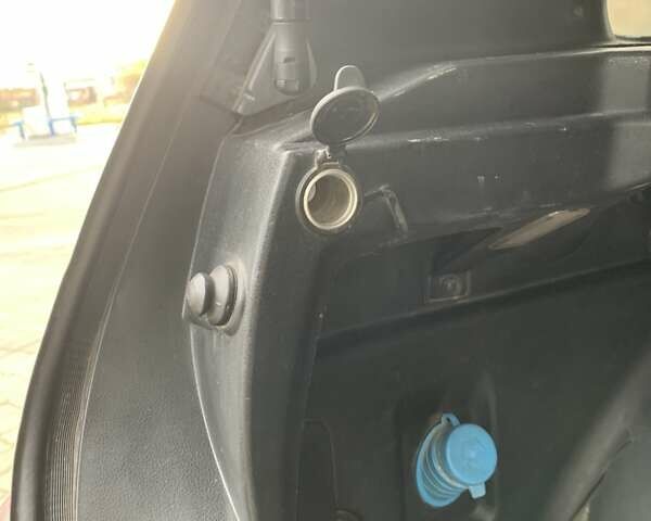 Зелений ВАЗ 21214, об'ємом двигуна 1.69 л та пробігом 122 тис. км за 6700 $, фото 44 на Automoto.ua