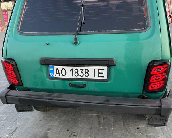 Зеленый ВАЗ 21214, объемом двигателя 1.7 л и пробегом 137 тыс. км за 4000 $, фото 3 на Automoto.ua