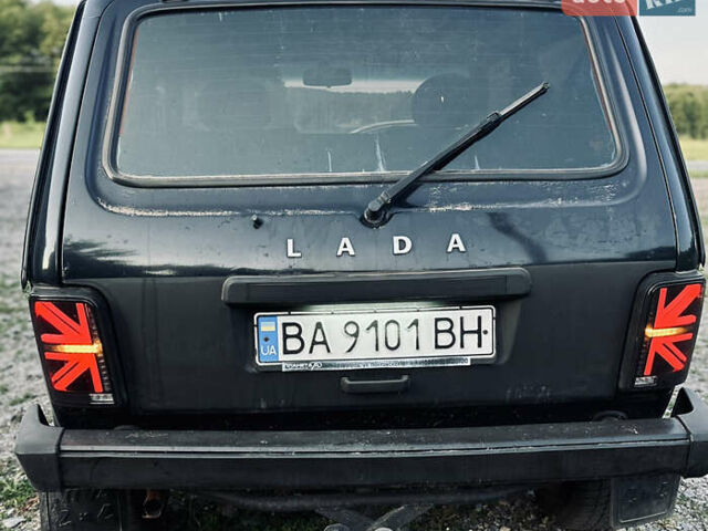 Зелений ВАЗ 21214, об'ємом двигуна 1.69 л та пробігом 172 тис. км за 4350 $, фото 11 на Automoto.ua