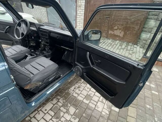 Зеленый ВАЗ 21214, объемом двигателя 1.7 л и пробегом 200 тыс. км за 2900 $, фото 7 на Automoto.ua