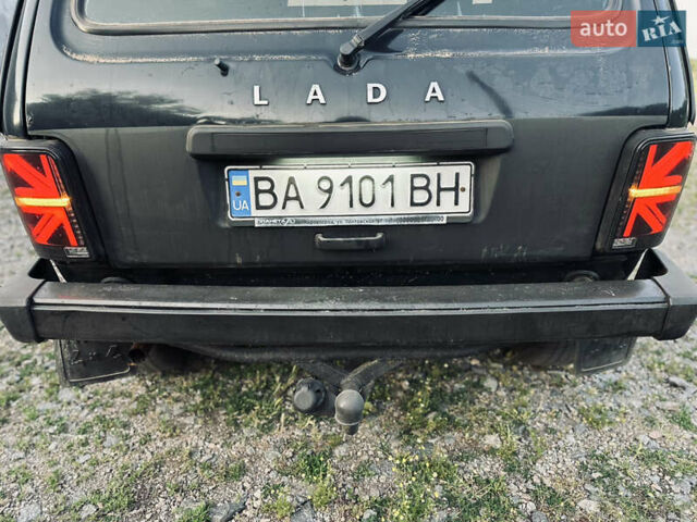 Зелений ВАЗ 21214, об'ємом двигуна 1.69 л та пробігом 172 тис. км за 4350 $, фото 12 на Automoto.ua