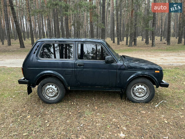 Зеленый ВАЗ 21214, объемом двигателя 1.69 л и пробегом 142 тыс. км за 3600 $, фото 2 на Automoto.ua