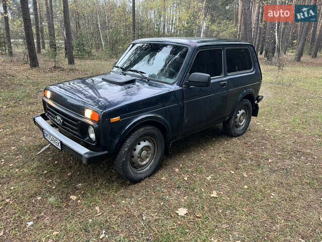 Зеленый ВАЗ 21214, объемом двигателя 1.69 л и пробегом 142 тыс. км за 3600 $, фото 7 на Automoto.ua