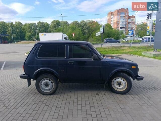 Зеленый ВАЗ 21214, объемом двигателя 1.69 л и пробегом 160 тыс. км за 4600 $, фото 3 на Automoto.ua