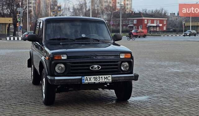 Зеленый ВАЗ 21214, объемом двигателя 1.69 л и пробегом 152 тыс. км за 4500 $, фото 9 на Automoto.ua