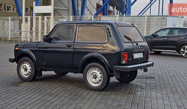 Зеленый ВАЗ 21214, объемом двигателя 1.69 л и пробегом 152 тыс. км за 4500 $, фото 6 на Automoto.ua