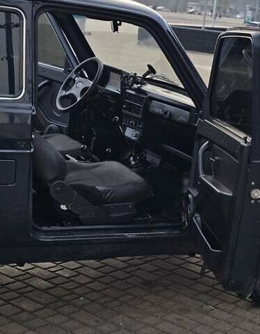 Зеленый ВАЗ 21214, объемом двигателя 1.69 л и пробегом 152 тыс. км за 4500 $, фото 5 на Automoto.ua