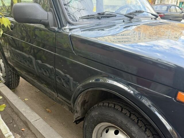 Зеленый ВАЗ 21214, объемом двигателя 1.7 л и пробегом 200 тыс. км за 3700 $, фото 4 на Automoto.ua