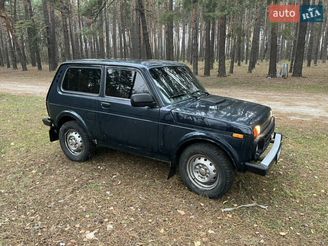 Зеленый ВАЗ 21214, объемом двигателя 1.69 л и пробегом 142 тыс. км за 3600 $, фото 1 на Automoto.ua