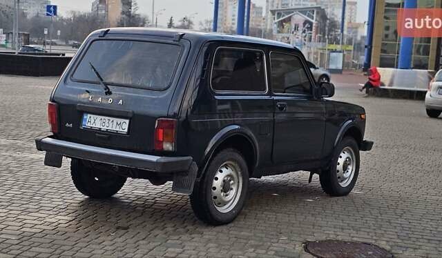 Зеленый ВАЗ 21214, объемом двигателя 1.69 л и пробегом 152 тыс. км за 4500 $, фото 7 на Automoto.ua