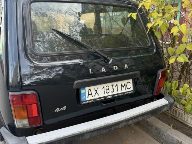 Зеленый ВАЗ 21214, объемом двигателя 1.7 л и пробегом 200 тыс. км за 3700 $, фото 2 на Automoto.ua