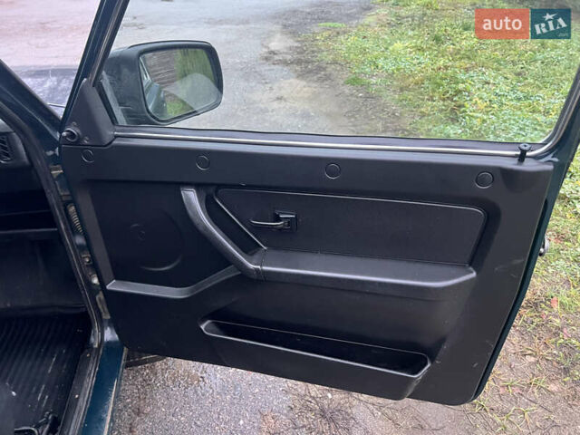Зелений ВАЗ 21214, об'ємом двигуна 1.7 л та пробігом 162 тис. км за 5100 $, фото 16 на Automoto.ua