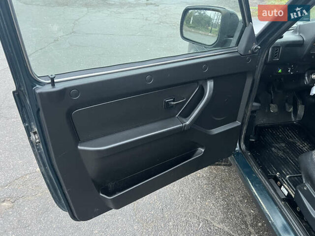 Зелений ВАЗ 21214, об'ємом двигуна 1.7 л та пробігом 162 тис. км за 5100 $, фото 15 на Automoto.ua