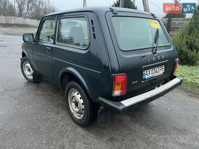 Зелений ВАЗ 21214, об'ємом двигуна 1.7 л та пробігом 162 тис. км за 5100 $, фото 6 на Automoto.ua