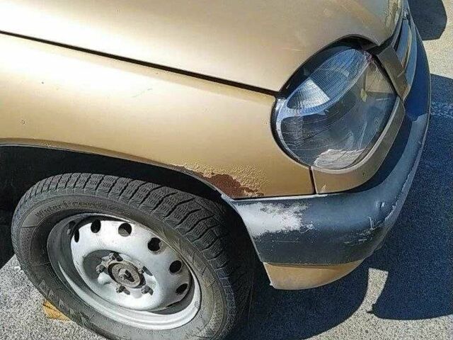 Бежевий ВАЗ 2123 Niva, об'ємом двигуна 1.7 л та пробігом 483 тис. км за 1821 $, фото 6 на Automoto.ua