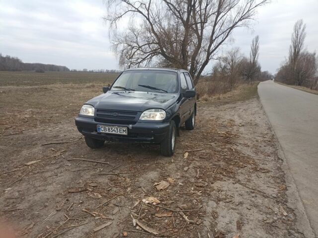 Чорний ВАЗ 2123 Niva, об'ємом двигуна 0 л та пробігом 220 тис. км за 3100 $, фото 1 на Automoto.ua