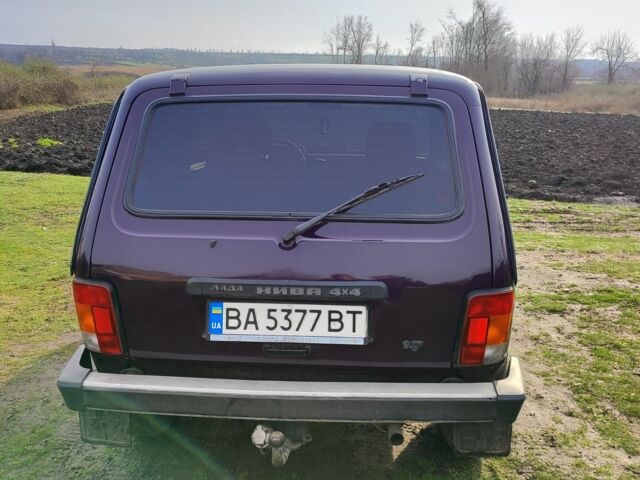 Фиолетовый ВАЗ 2123 Niva, объемом двигателя 1.7 л и пробегом 1 тыс. км за 3500 $, фото 3 на Automoto.ua