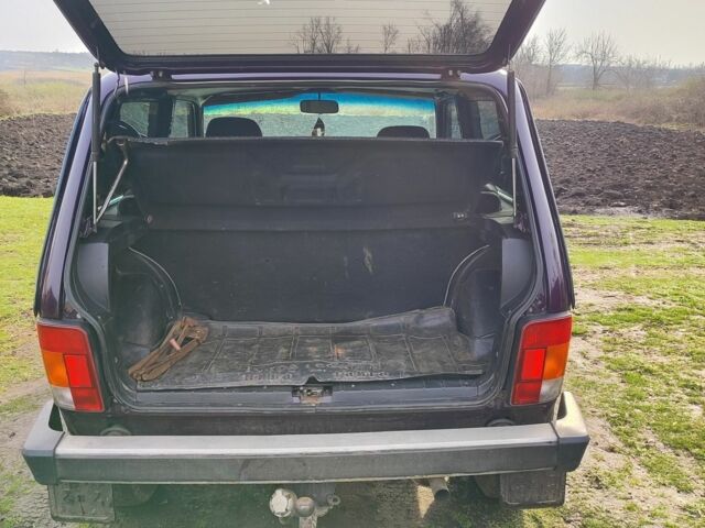 Фиолетовый ВАЗ 2123 Niva, объемом двигателя 1.7 л и пробегом 1 тыс. км за 3500 $, фото 6 на Automoto.ua