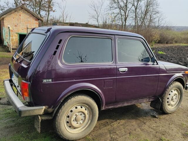 Фиолетовый ВАЗ 2123 Niva, объемом двигателя 1.7 л и пробегом 1 тыс. км за 3500 $, фото 1 на Automoto.ua