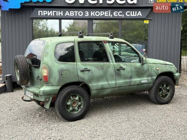 Червоний ВАЗ 2123 Niva, об'ємом двигуна 1.69 л та пробігом 222 тис. км за 3500 $, фото 7 на Automoto.ua