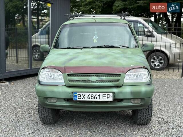 Червоний ВАЗ 2123 Niva, об'ємом двигуна 1.69 л та пробігом 222 тис. км за 3500 $, фото 12 на Automoto.ua