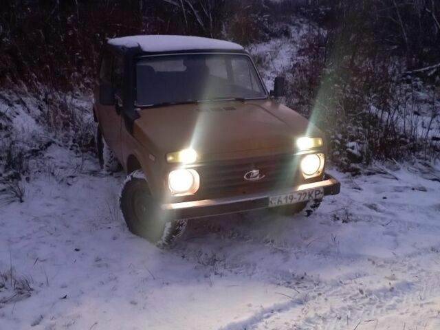ВАЗ 2123 Niva 1978 в Самборе на Automoto.ua Желтый ВАЗ 2123 Niva, объемом двигателя 1 л и пробегом 2 тыс. км за 2100 $, фото 6 на Automoto.ua