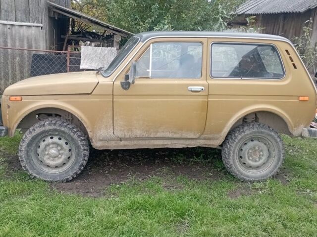 ВАЗ 2123 Niva 1978 в Самборе на Automoto.ua Желтый ВАЗ 2123 Niva, объемом двигателя 1 л и пробегом 2 тыс. км за 2100 $, фото 1 на Automoto.ua