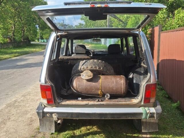 ВАЗ 2123 Niva 1997 в Хмельницком на Automoto.ua Серый ВАЗ 2123 Niva, объемом двигателя 1.7 л и пробегом 150 тыс. км за 1350 $, фото 6 на Automoto.ua