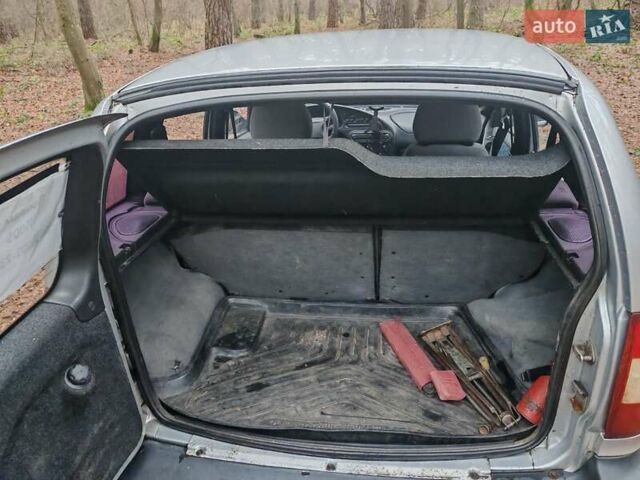 Серый ВАЗ 2123 Niva, объемом двигателя 1.69 л и пробегом 350 тыс. км за 2900 $, фото 8 на Automoto.ua