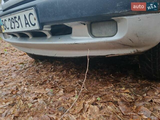 Серый ВАЗ 2123 Niva, объемом двигателя 1.69 л и пробегом 350 тыс. км за 2900 $, фото 13 на Automoto.ua