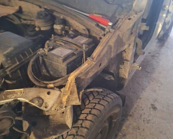 Сірий ВАЗ 2123 Niva, об'ємом двигуна 1.69 л та пробігом 197 тис. км за 1600 $, фото 2 на Automoto.ua