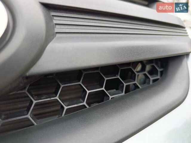 Серый ВАЗ 2123 Niva, объемом двигателя 1.69 л и пробегом 16 тыс. км за 10300 $, фото 41 на Automoto.ua