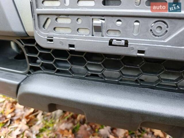 Серый ВАЗ 2123 Niva, объемом двигателя 1.69 л и пробегом 16 тыс. км за 10300 $, фото 40 на Automoto.ua